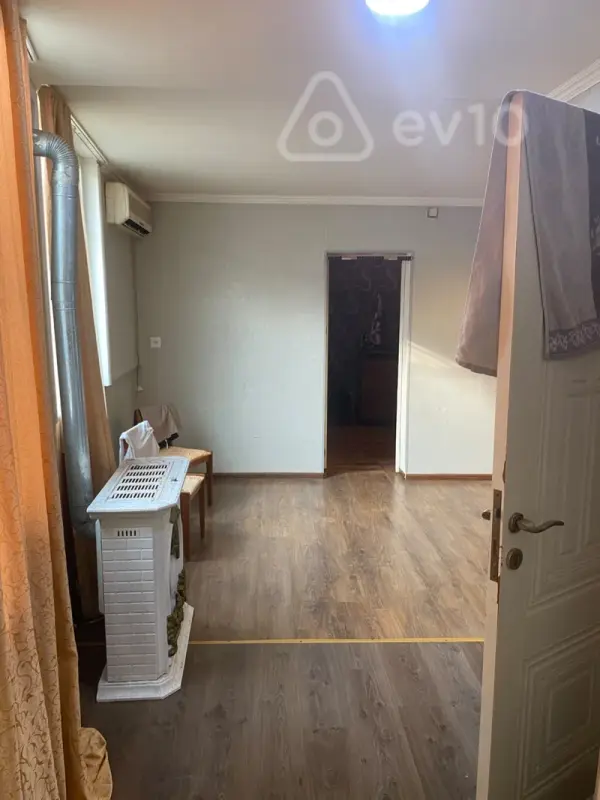 Satılır 3 otaqlı həyət evi 65 m²