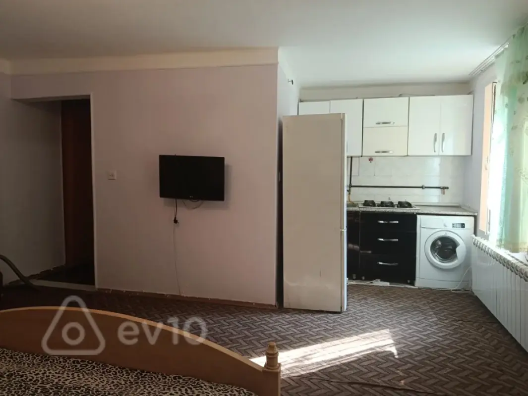 Kirayə verilir 1 otaqlı köhnə tikili 30 m²