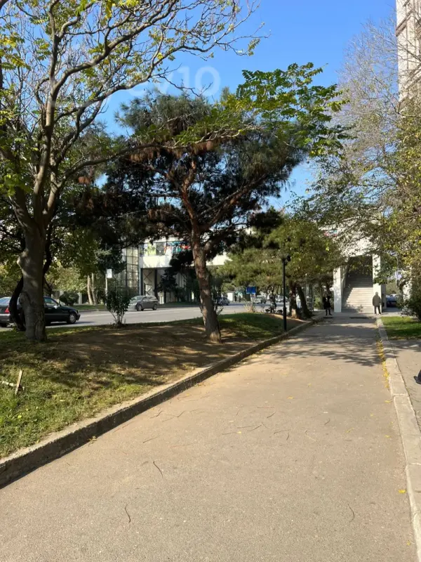 Satılır mənzil 120 m²