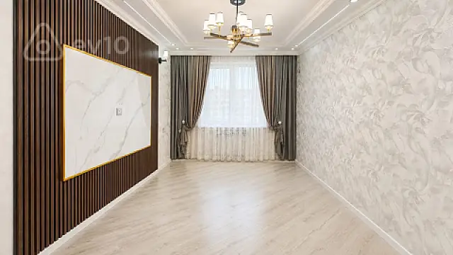 Satılır 3 otaqlı köhnə tikili 85 m² — Bakı, Nizami 3 otaq 85.00 m²