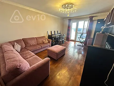 Kirayə verilir 3 otaqlı köhnə tikili 90 m² — Bakı, Yasamal 3 otaq 90.00 m²