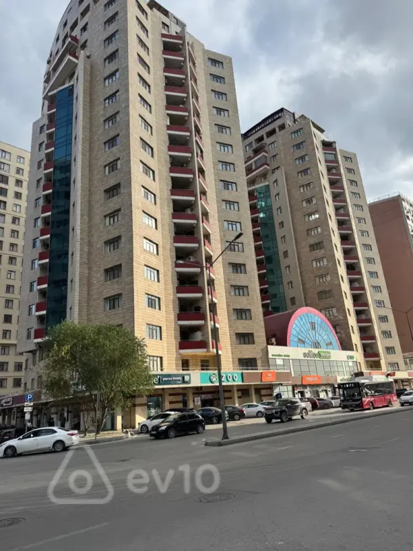 Satılır 2 otaqlı yeni tikili 67 m²