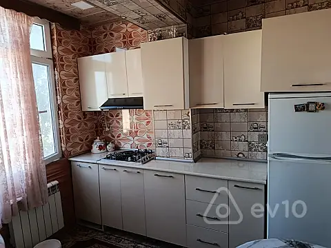 Kirayə verilir 2 otaqlı köhnə tikili 40 m² — Bakı, Binəqədi 2 otaq 40.00 m²
