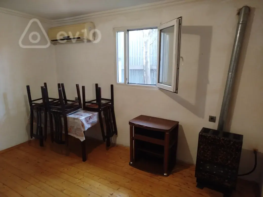 Kirayə verilir 2 otaqlı yeni tikili 40 m²