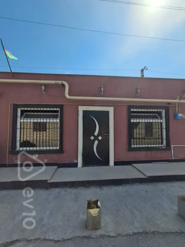 Satılır 1 otaqlı həyət evi 45 m²