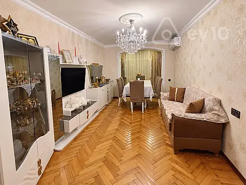 Satılır 3 otaqlı köhnə tikili 70 m² — Bakı, Nərimanov 3 otaq 70.00 m²