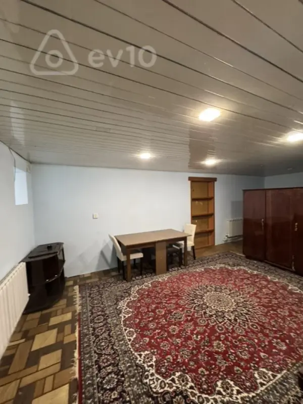 Kirayə verilir 2 otaqlı həyət evi 50 m²