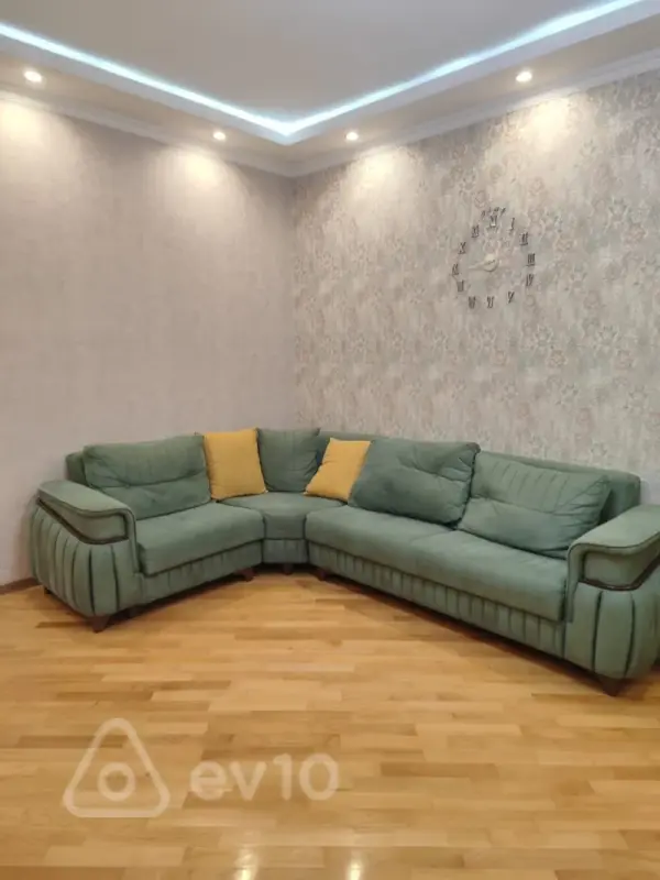 Kirayə verilir 2 otaqlı yeni tikili 56 m²