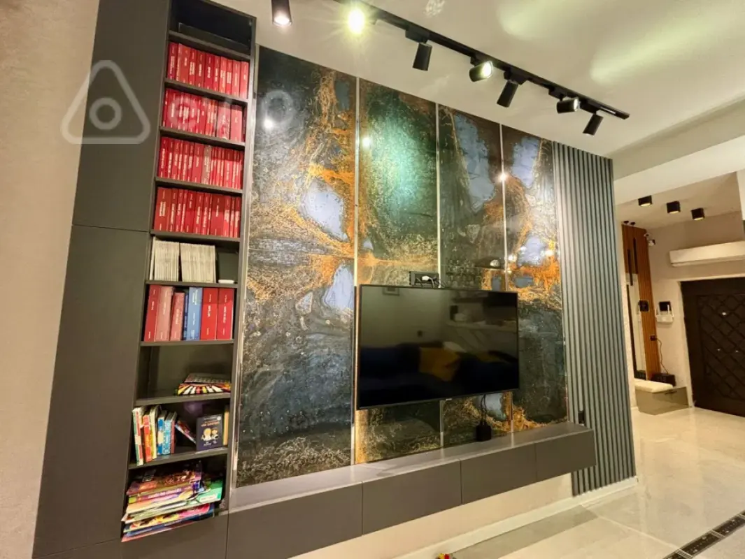Kirayə verilir 2 otaqlı yeni tikili 55 m²