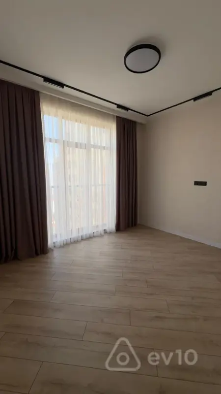 Kirayə verilir 2 otaqlı yeni tikili 88 m²
