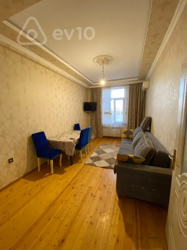 Kirayə verilir 3 otaqlı yeni tikili 70 m²