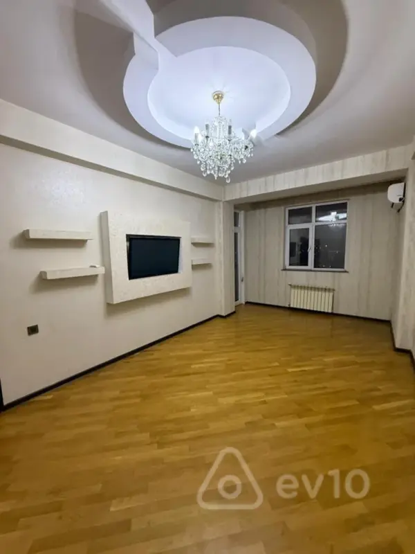Satılır 3 otaqlı yeni tikili 85 m²