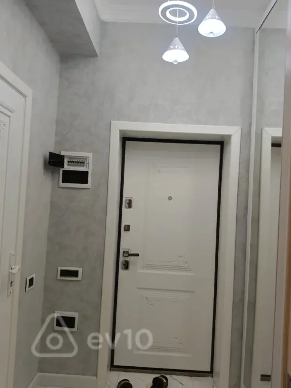 Satılır 2 otaqlı yeni tikili 55 m²