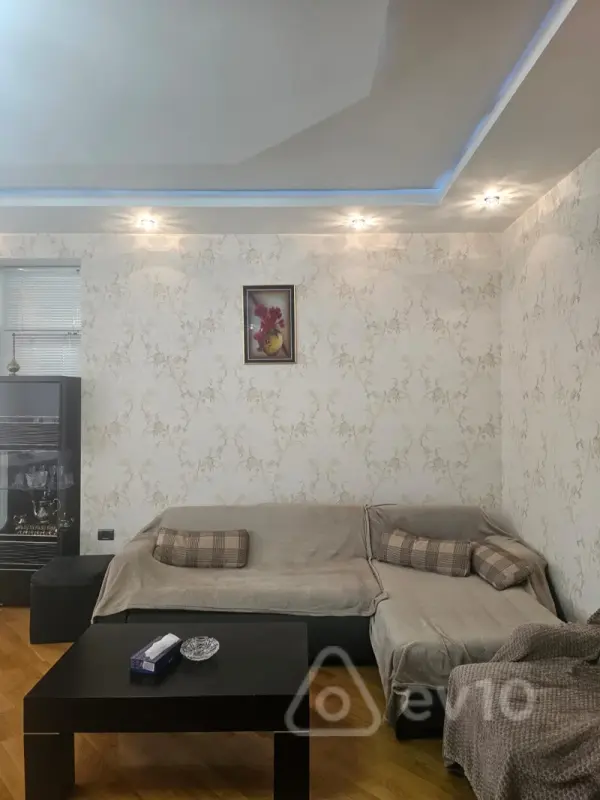 Kirayə verilir 2 otaqlı yeni tikili 110 m²