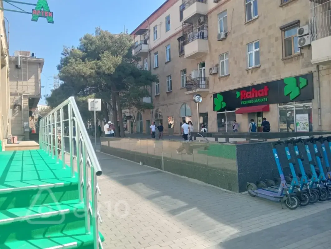 Kirayə verilir 2 otaqlı köhnə tikili 51 m²