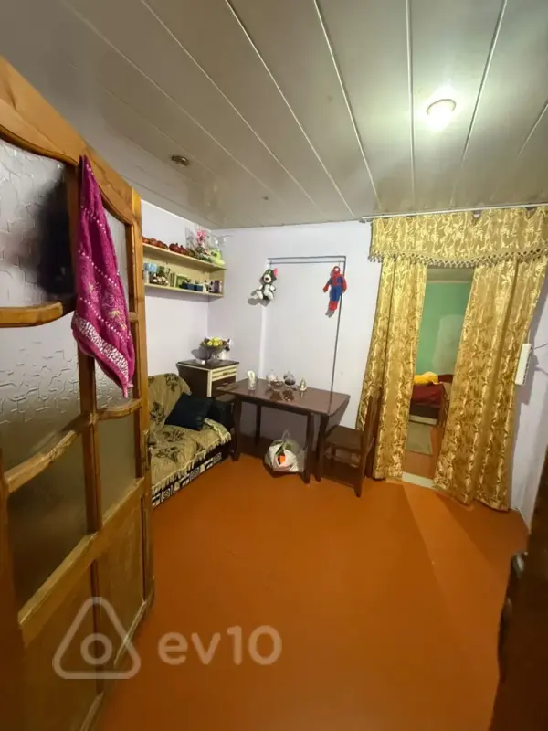 Satılır 2 otaqlı həyət evi 30 m²