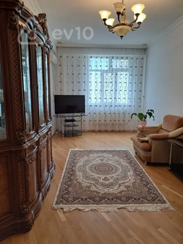 Satılır 3 otaqlı yeni tikili 115 m²