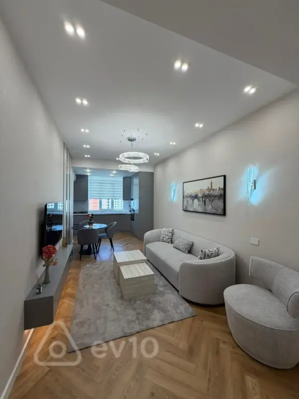 Kirayə verilir 2 otaqlı yeni tikili 55 m²