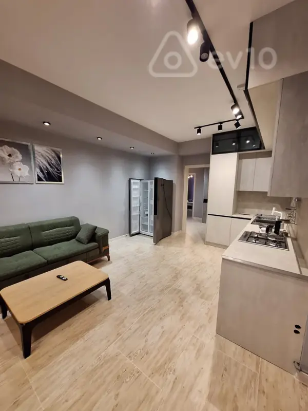 Kirayə verilir 2 otaqlı yeni tikili 65 m²
