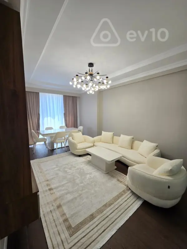 Satılır 3 otaqlı yeni tikili 75 m²