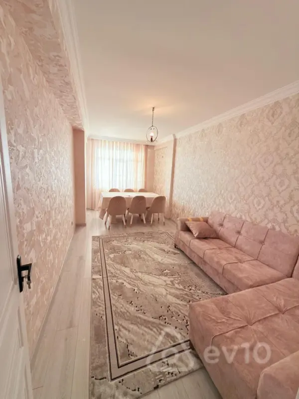 Kirayə verilir 3 otaqlı yeni tikili 90 m²