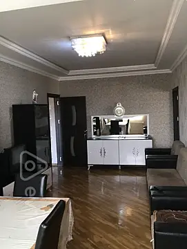 Kirayə verilir 3 otaqlı köhnə tikili 65 m² — Bakı, Yasamal 3 otaq 65.00 m²