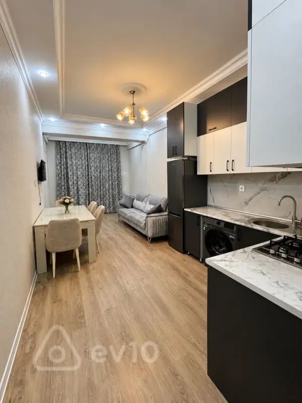 Kirayə verilir 2 otaqlı yeni tikili 62 m²