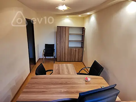 Kirayə verilir 3 otaqlı ofis 80 m² — Bakı, Yasamal 3 otaq 80.00 m²
