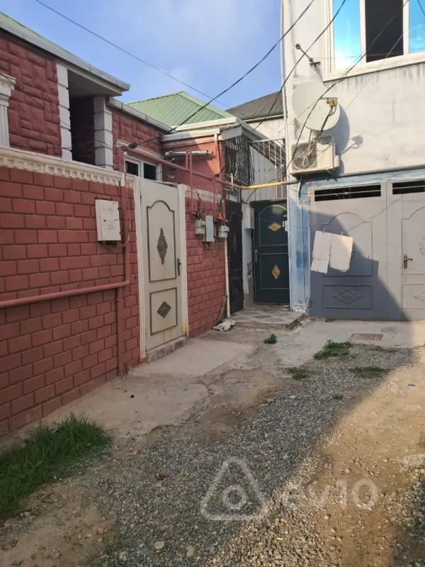 Satılır 2 otaqlı həyət evi 40 m²