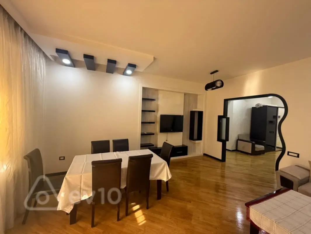 Kirayə verilir 3 otaqlı yeni tikili 127 m²