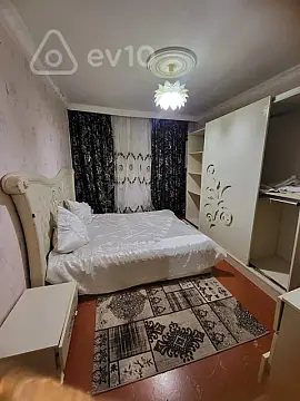 Kirayə verilir 2 otaqlı köhnə tikili 65 m² — Xırdalan 2 otaq 65.00 m²