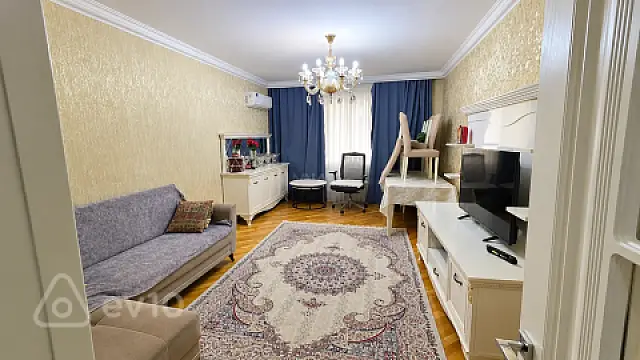 Satılır 3 otaqlı köhnə tikili 100 m² — Bakı, Nəsimi 3 otaq 100.00 m²