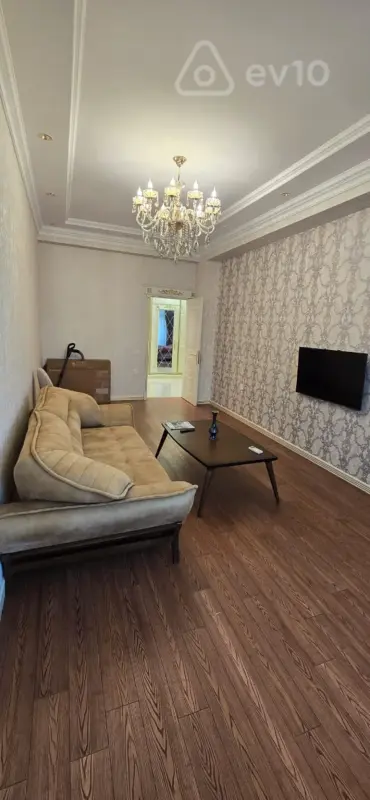 Kirayə verilir 2 otaqlı yeni tikili 100 m²