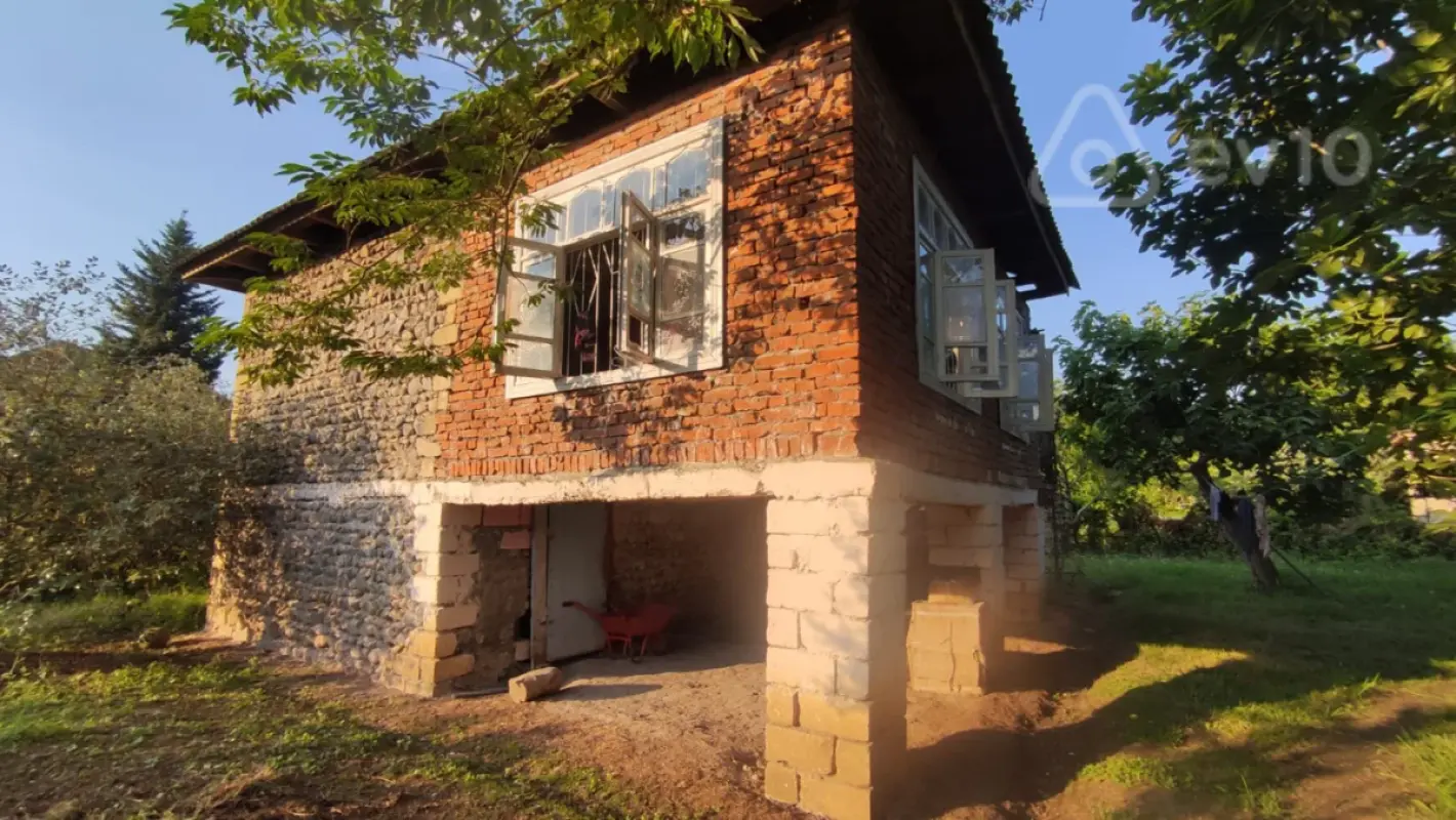 Satılır 2 otaqlı həyət evi 20 m²
