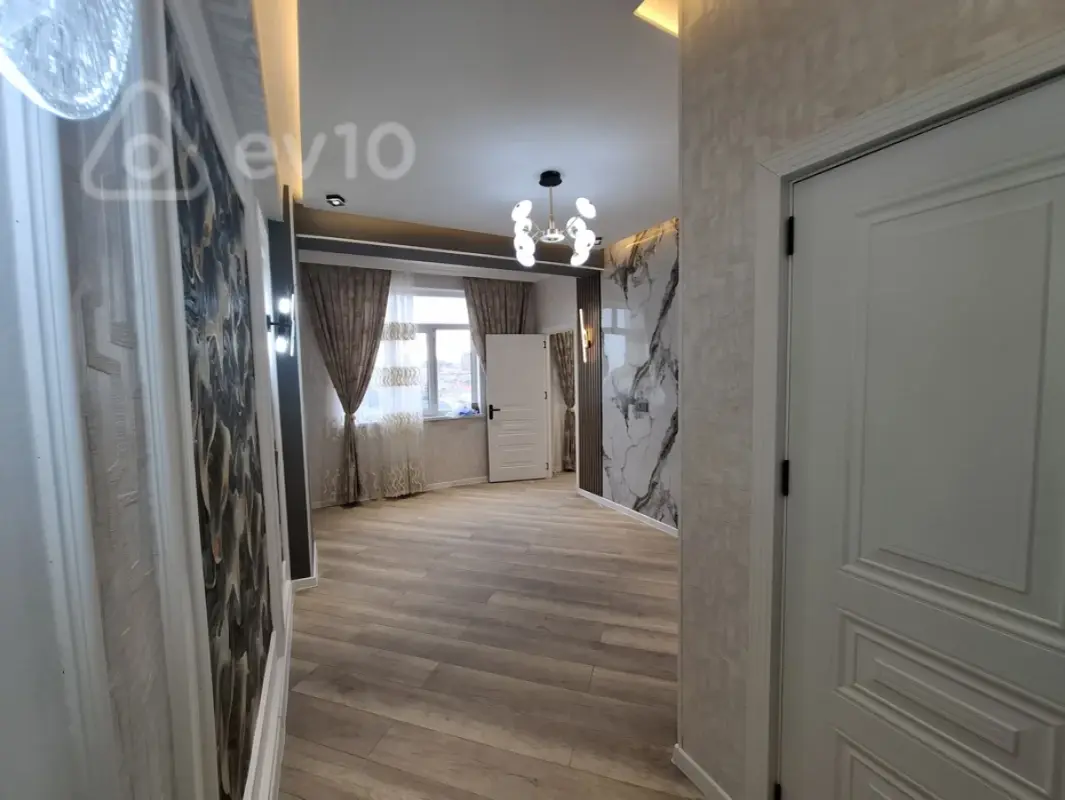 Satılır 2 otaqlı yeni tikili 45 m²