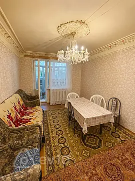 Satılır 3 otaqlı köhnə tikili 75 m² — Bakı, Nizami 3 otaq 75.00 m²