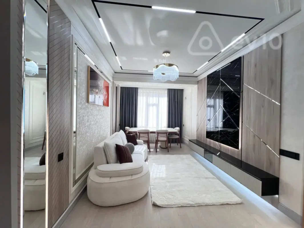 Satılır 2 otaqlı yeni tikili 52 m²