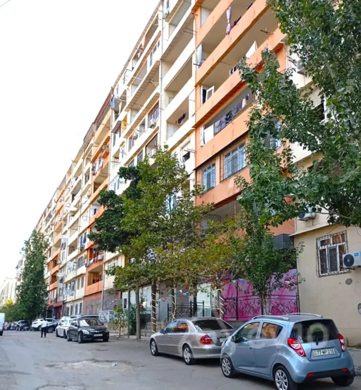 Satılır 3 otaqlı köhnə tikili 70 m²