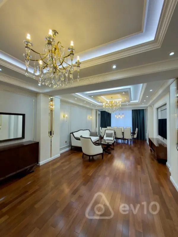 Satılır 4 otaqlı yeni tikili 173 m²