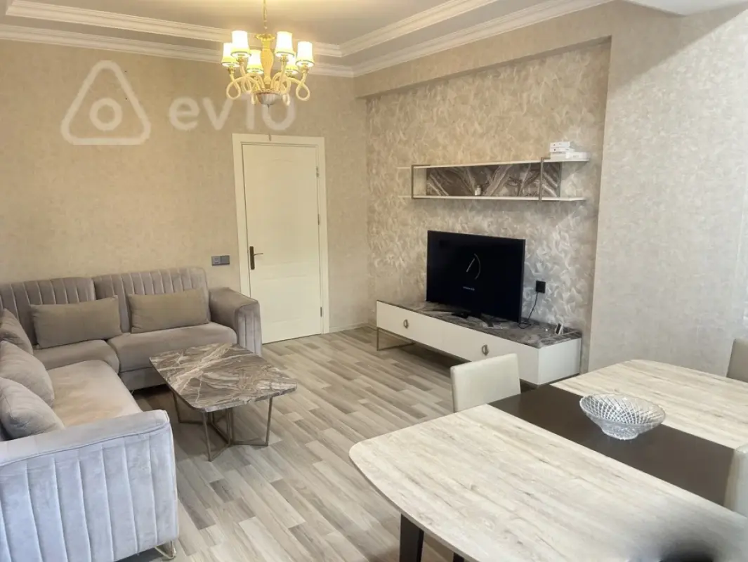 Satılır 3 otaqlı yeni tikili 100 m²