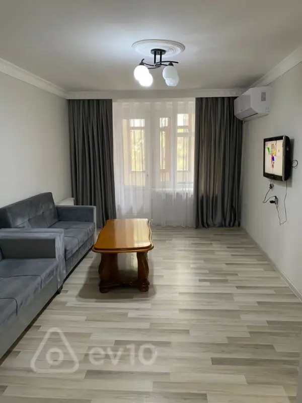 Satılır 3 otaqlı köhnə tikili 63 m²