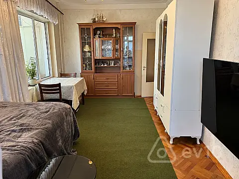 Satılır 2 otaqlı köhnə tikili 45 m² — Bakı, Nizami 2 otaq 45.00 m²