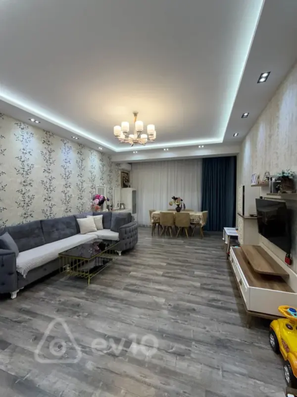 Satılır 2 otaqlı yeni tikili 92 m²