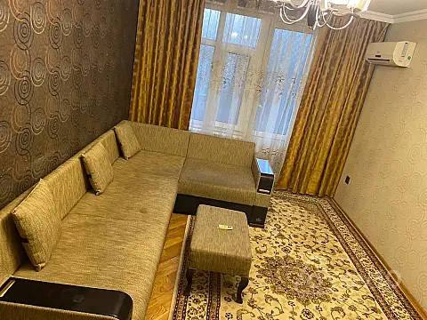 Kirayə verilir 2 otaqlı köhnə tikili 65 m² — Bakı, Nizami 2 otaq 65.00 m²