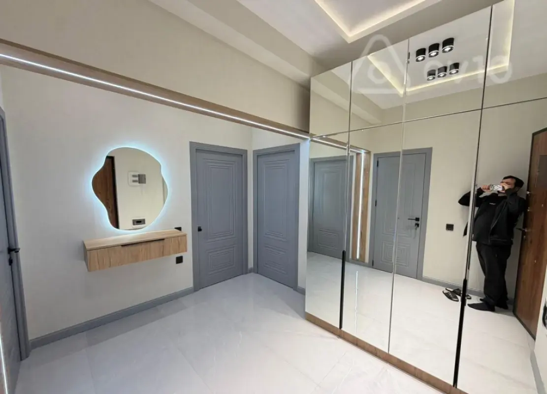 Satılır 3 otaqlı yeni tikili 80 m²