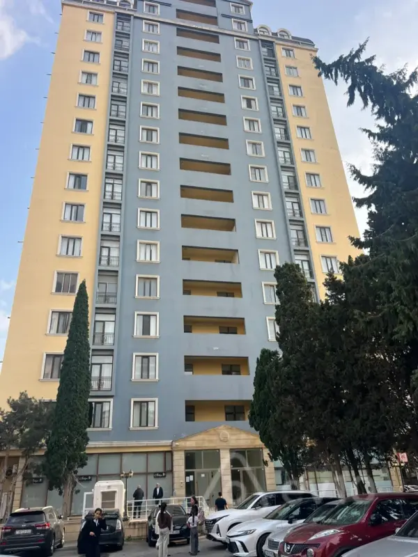 Satılır 3 otaqlı yeni tikili 105 m²
