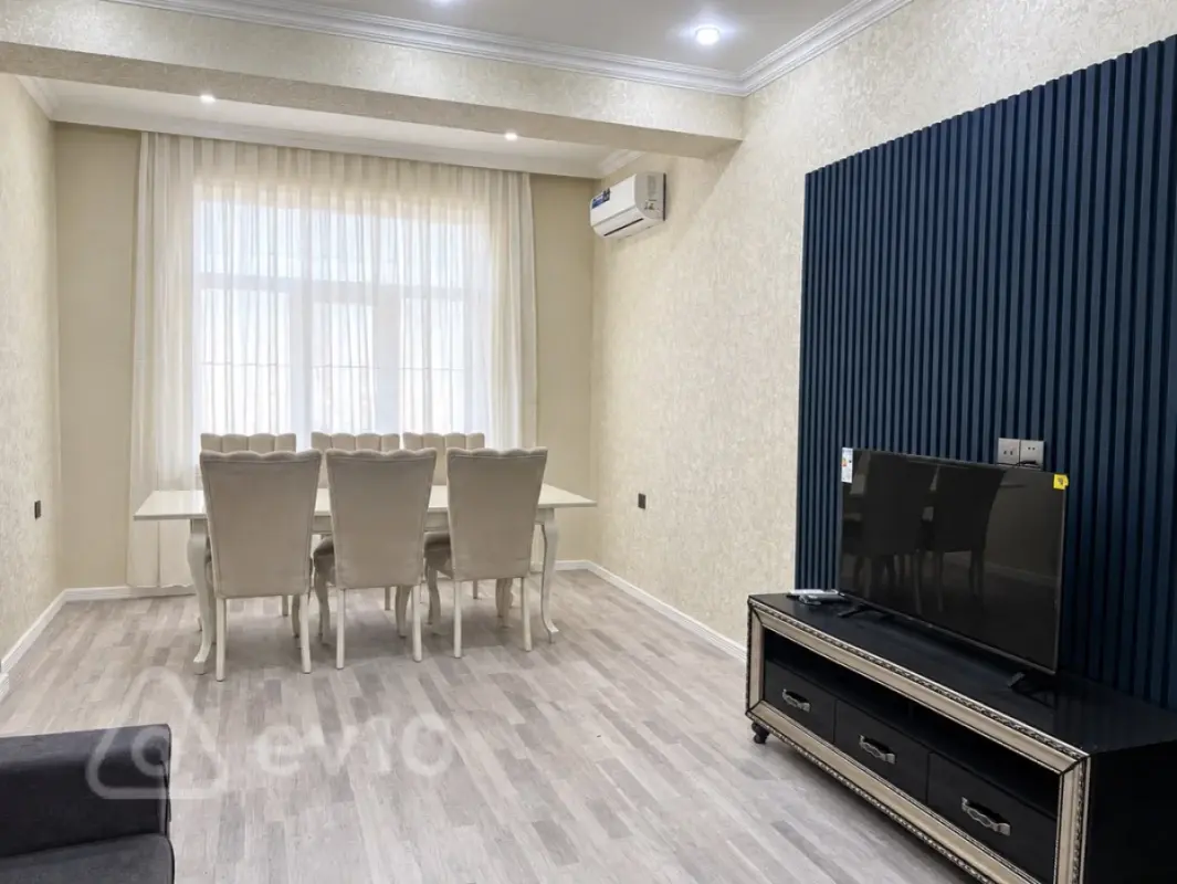 Satılır 2 otaqlı yeni tikili 72 m²