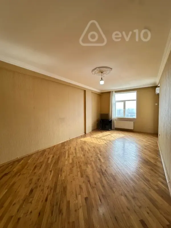 Satılır 3 otaqlı yeni tikili 118 m²