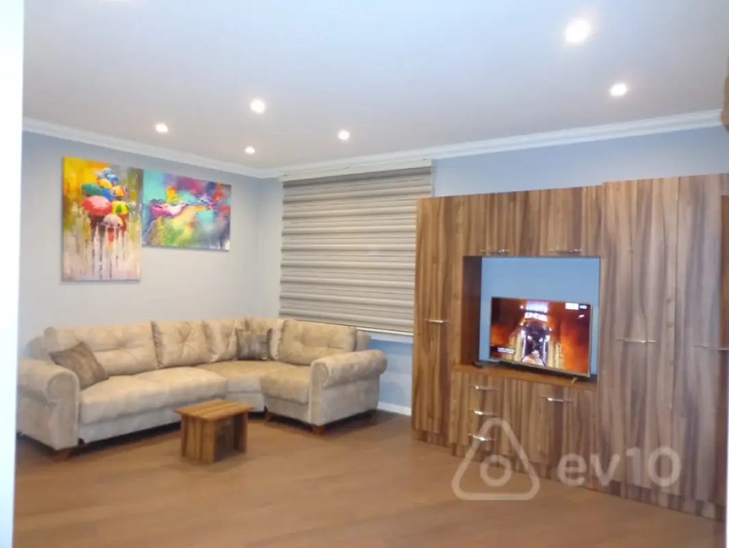 Kirayə verilir 1 otaqlı köhnə tikili 50 m²