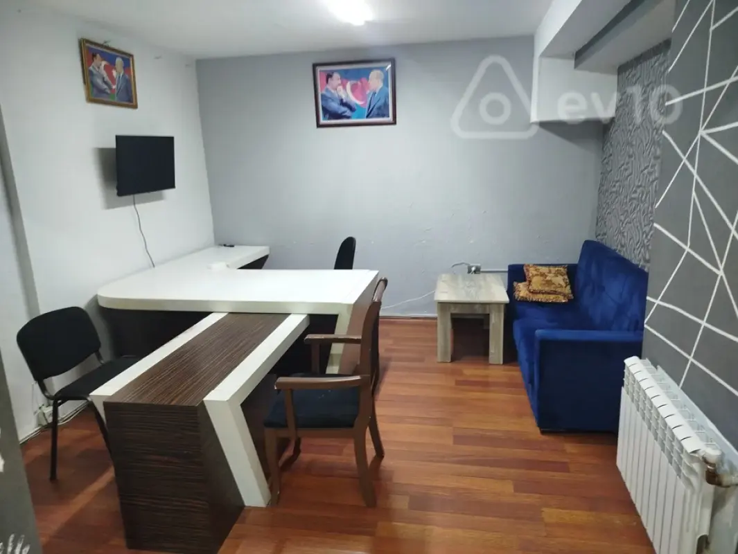 Kirayə verilir 1 otaqlı ofis 20 m²